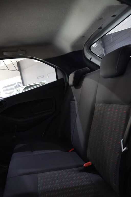 
								FORD FIGO 1.5Ti VCT AMBIENTE (5DR) full									