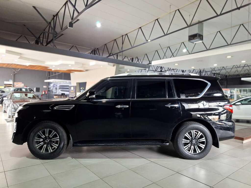 
								NISSAN PATROL 5.6 V8 LE PREMIUM full									