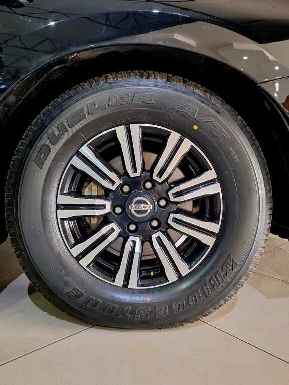 
								NISSAN PATROL 5.6 V8 LE PREMIUM full									