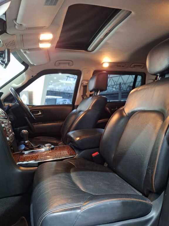 
								NISSAN PATROL 5.6 V8 LE PREMIUM full									