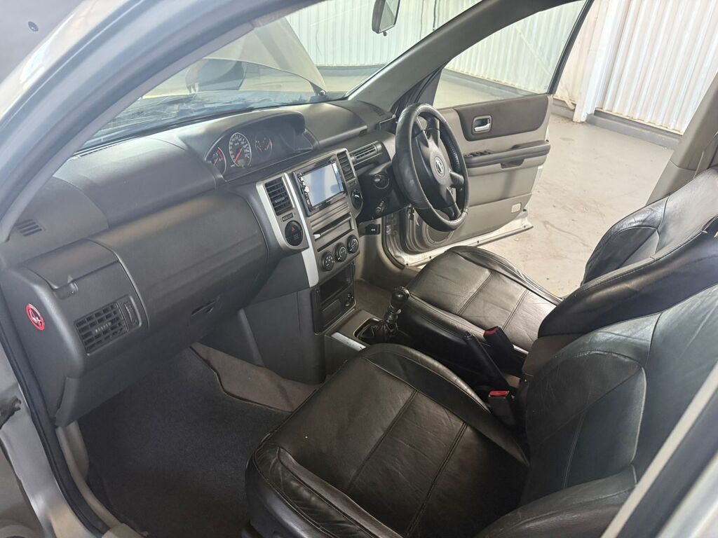 
								NISSAN X TRAIL 2.5 SEL (R55) full									