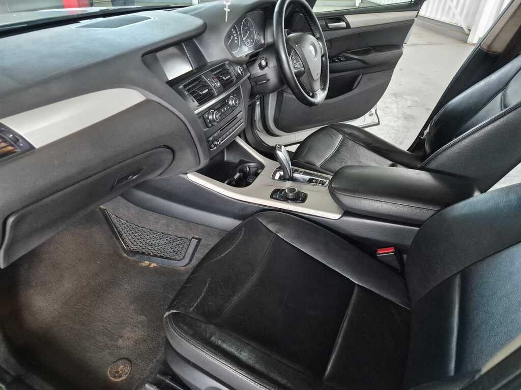 
								BMW X3 xDRIVE20d A/T full									