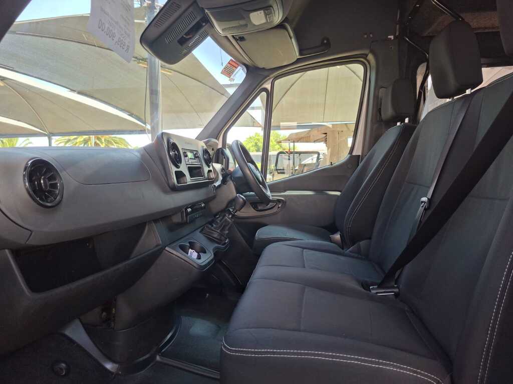 
								MERCEDES-BENZ SPRINTER 516 XL CDI LWB F/C P/V full									