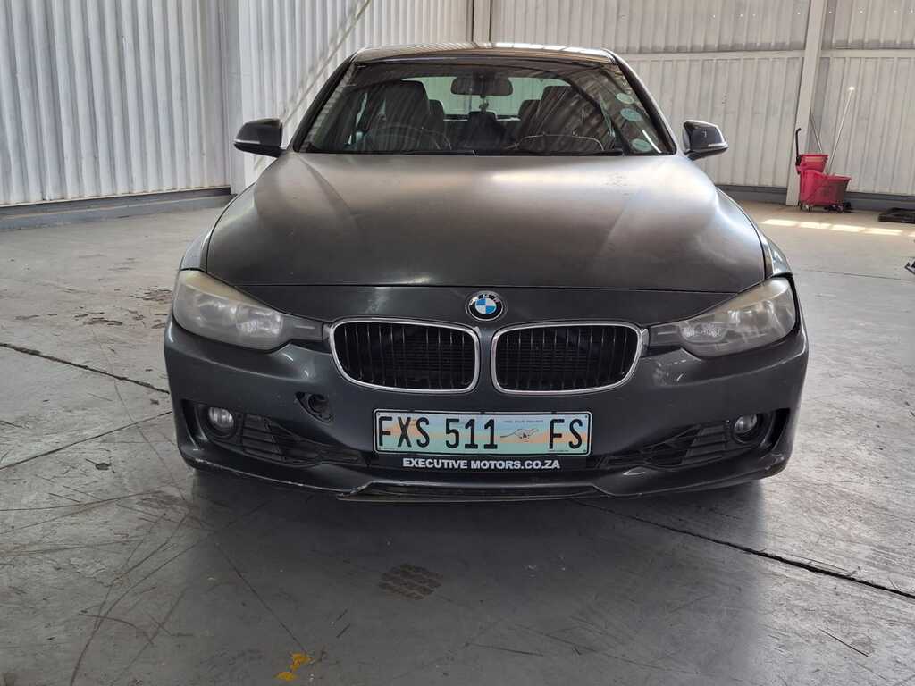 
								BMW 320i (F30) full									