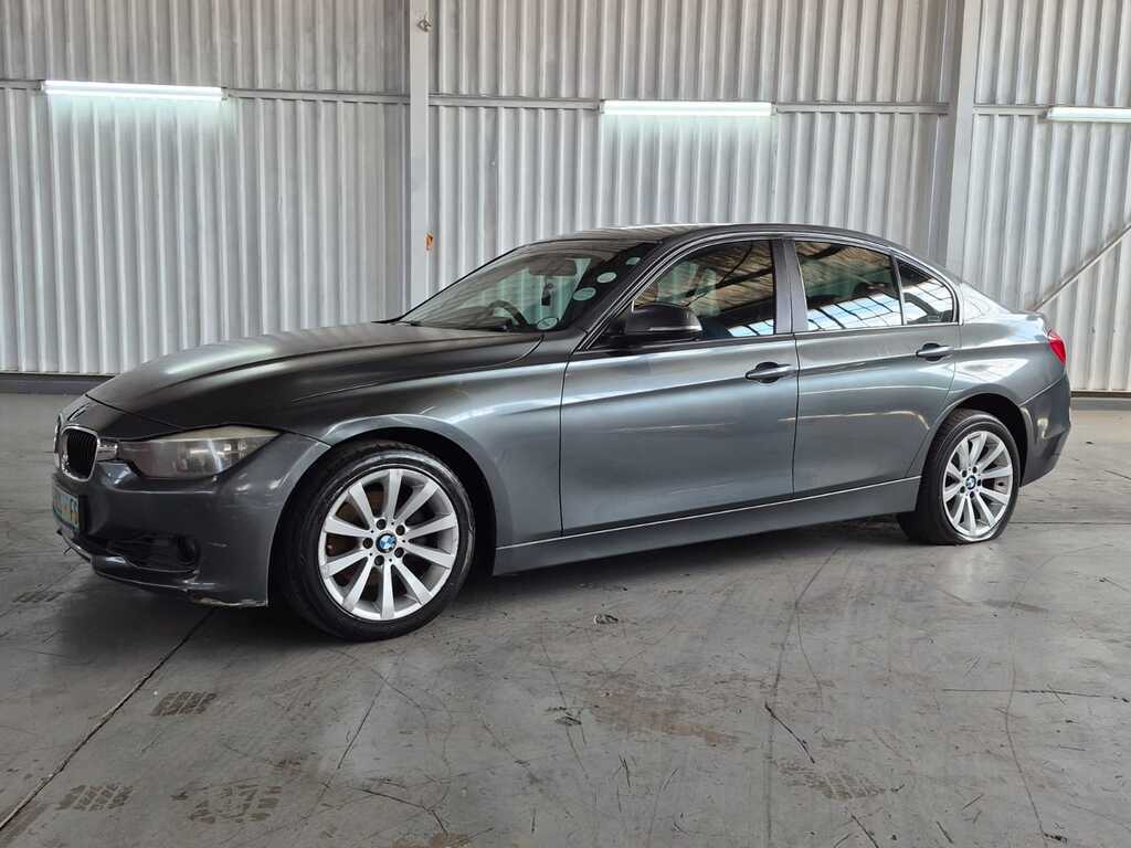 
								BMW 320i (F30) full									