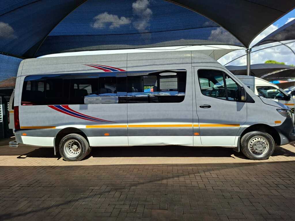 
								MERCEDES-BENZ SPRINTER 519 CDI LWB F/C P/V full									