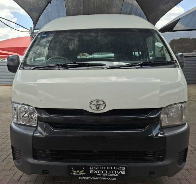 
								TOYOTA QUANTUM/HIACE 2.5 D-4D SESFIKILE 16s full									