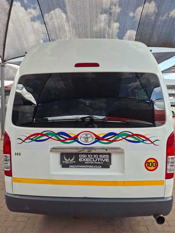 
								TOYOTA QUANTUM/HIACE 2.5 D-4D SESFIKILE 16s full									