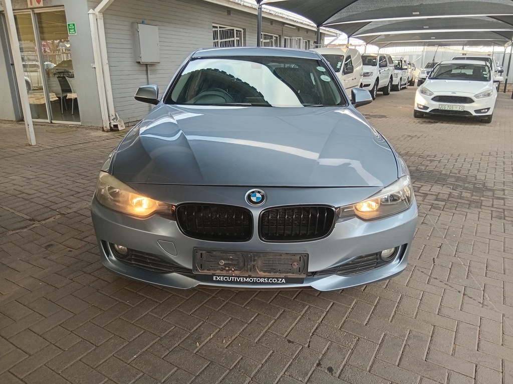 
								BMW 320i A/T (F30) full									