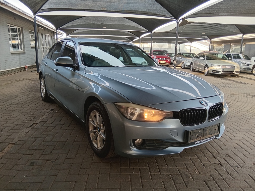 
								BMW 320i A/T (F30) full									