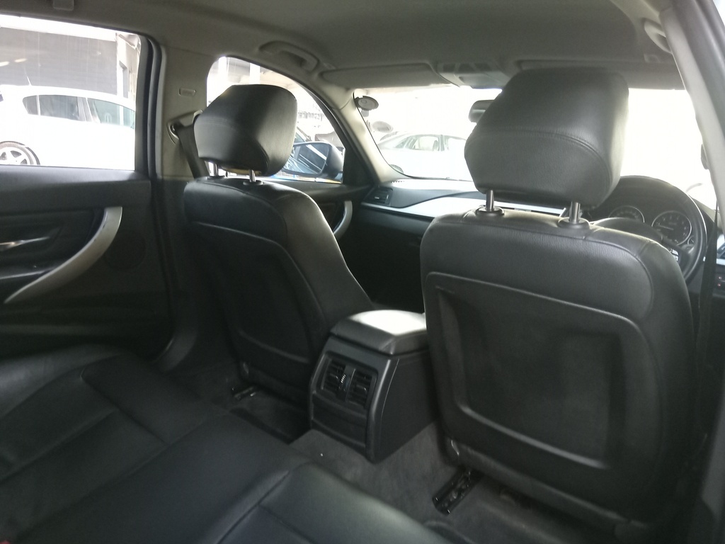
								BMW 320i A/T (F30) full									
