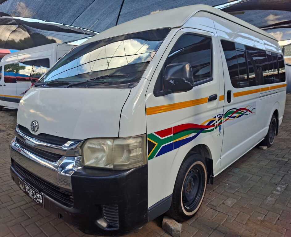 
								TOYOTA QUANTUM/HIACE 2.5 D-4D SESFIKILE 16s full									