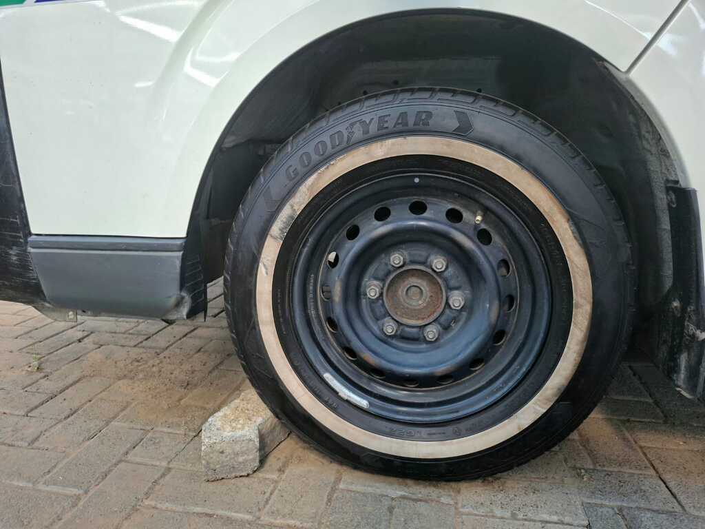 
								TOYOTA QUANTUM/HIACE 2.5 D-4D SESFIKILE 16s full									