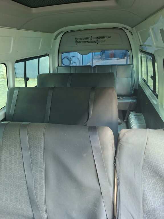 
								TOYOTA QUANTUM/HIACE 2.5 D-4D SESFIKILE 16s full									