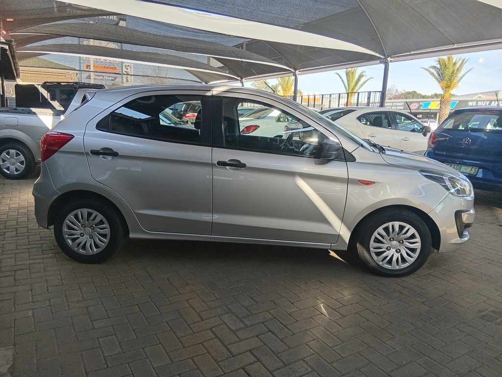 
								FORD FIGO 1.5Ti VCT TREND full									