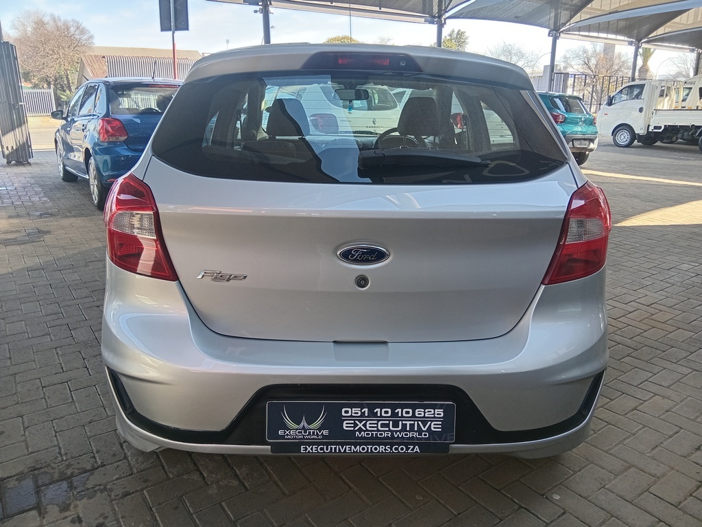 
								FORD FIGO 1.5Ti VCT TREND full									