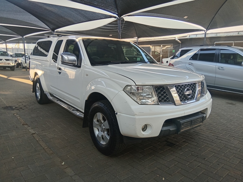
								NISSAN NAVARA 2.5 dCi XE K/CAB 4X4 P/U S/C full									