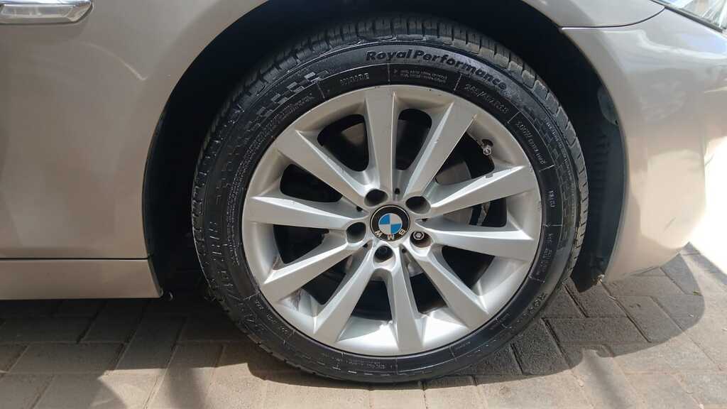 
								BMW 528i A/T (F10) full									