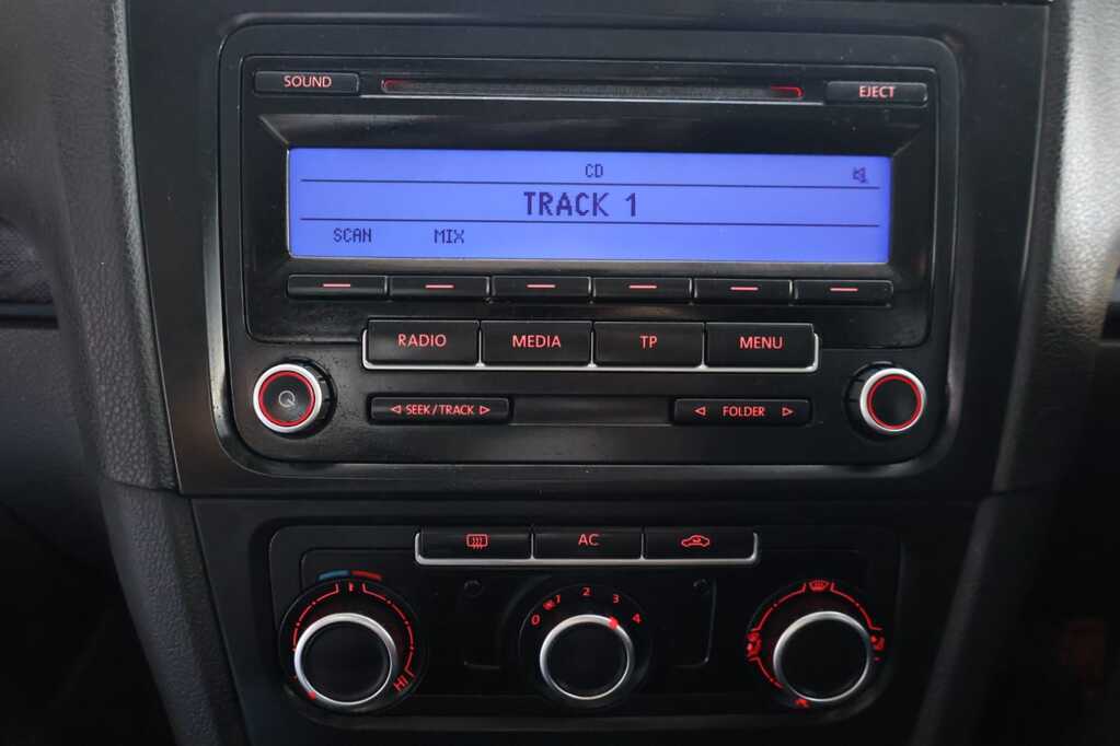 
								VOLKSWAGEN GOLF VI 1.4 TSi COMFORTLINE full									