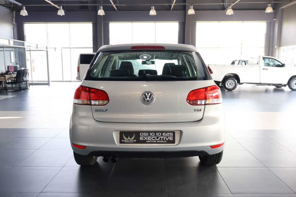 
								VOLKSWAGEN GOLF VI 1.4 TSi COMFORTLINE full									