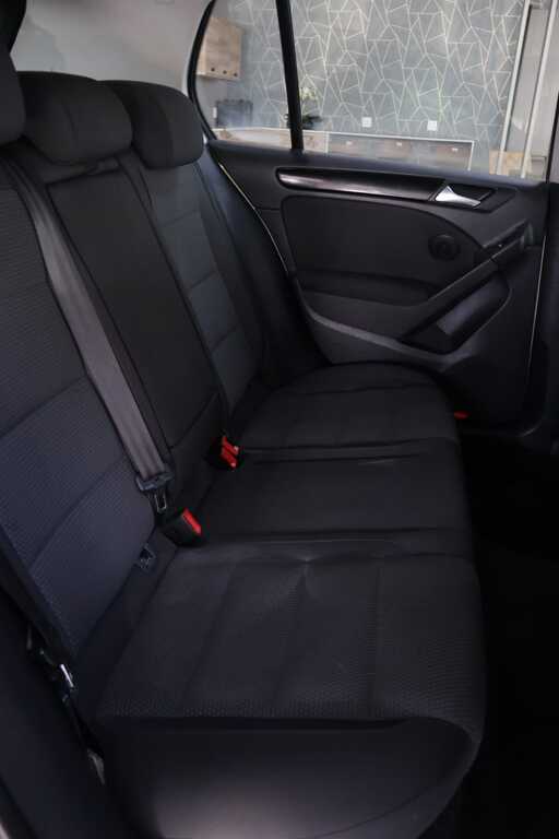 
								VOLKSWAGEN GOLF VI 1.4 TSi COMFORTLINE full									