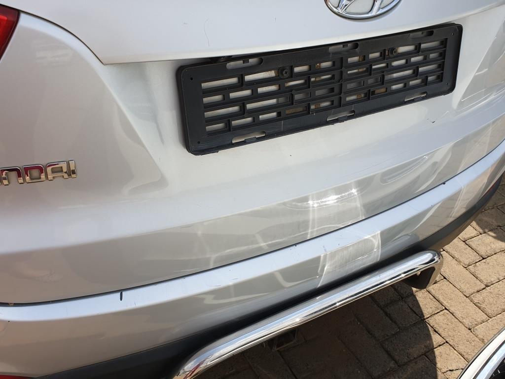 
								HYUNDAI iX35 2.0 GL/PREMIUM full									