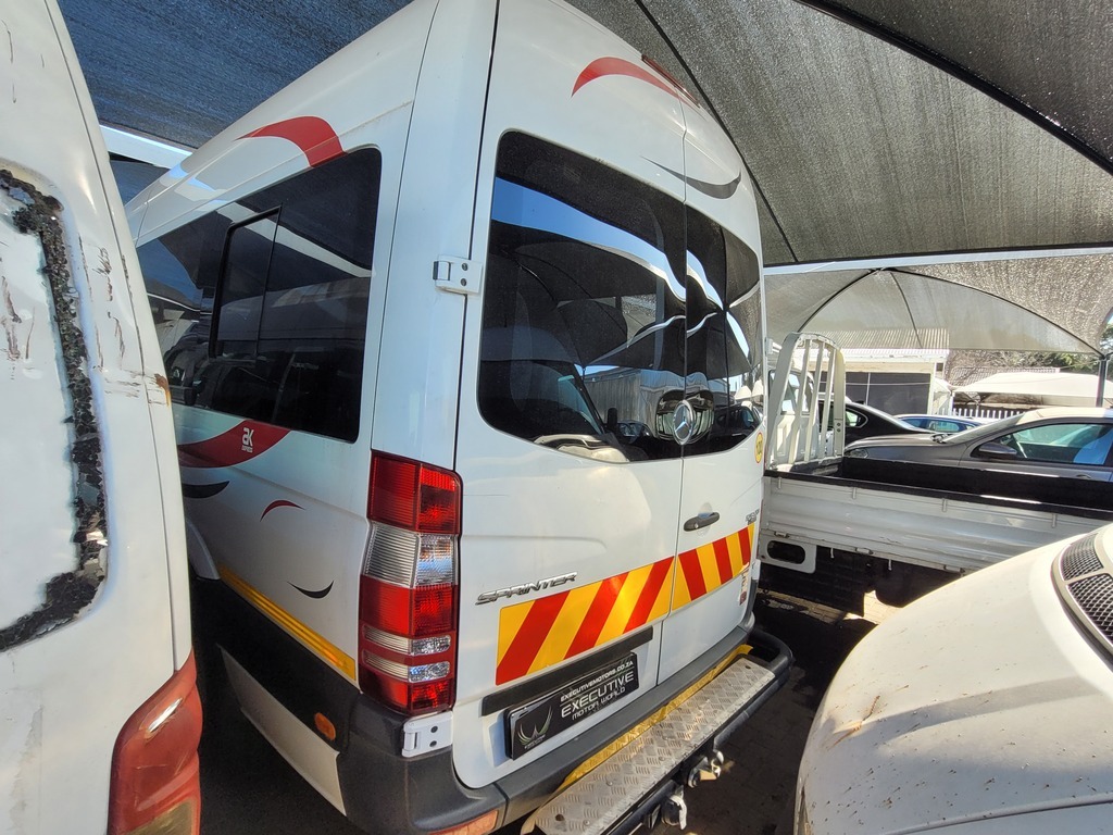 
								MERCEDES-BENZ SPRINTER 515 CDI XL F/C P/V full									
