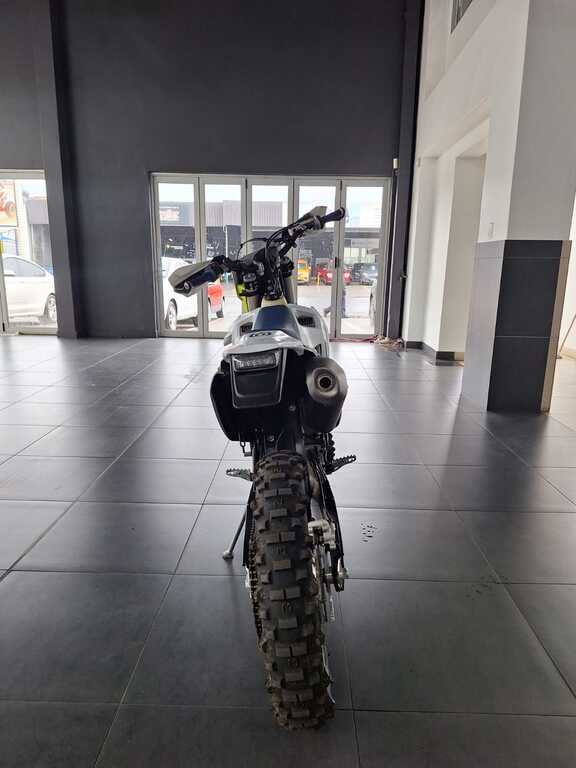 
								HUSQVARNA FE 350 full									