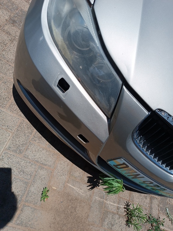 
								BMW 320i (E90) full									