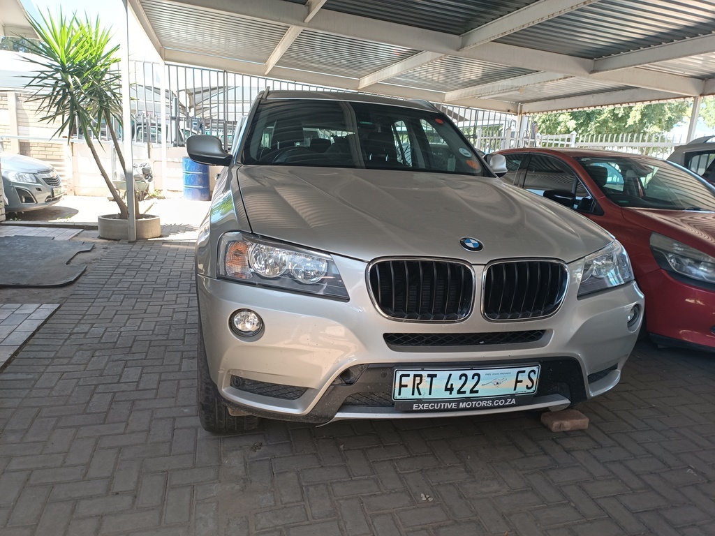 
								BMW X3 xDRIVE20i  A/T full									