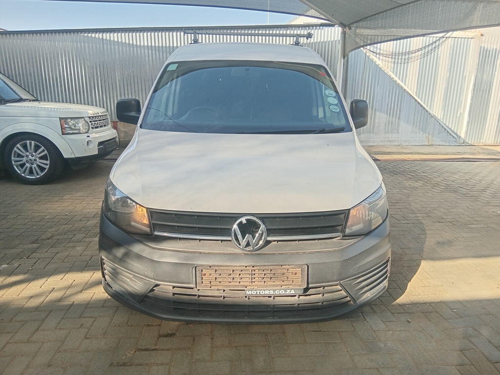 
								VOLKSWAGEN CADDY4 1.6i (81KW) F/C P/V full									