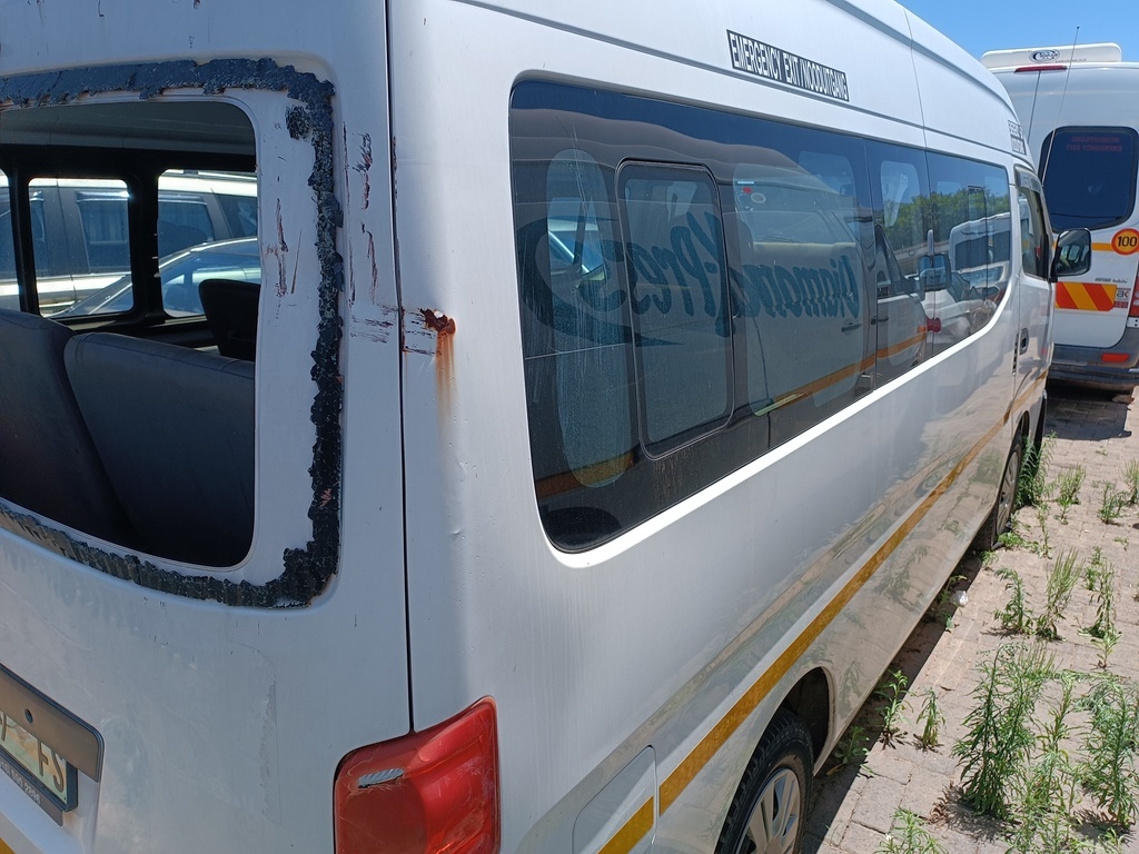 
								NISSAN NV350 2.5 16 SEAT IMPENDULO full									