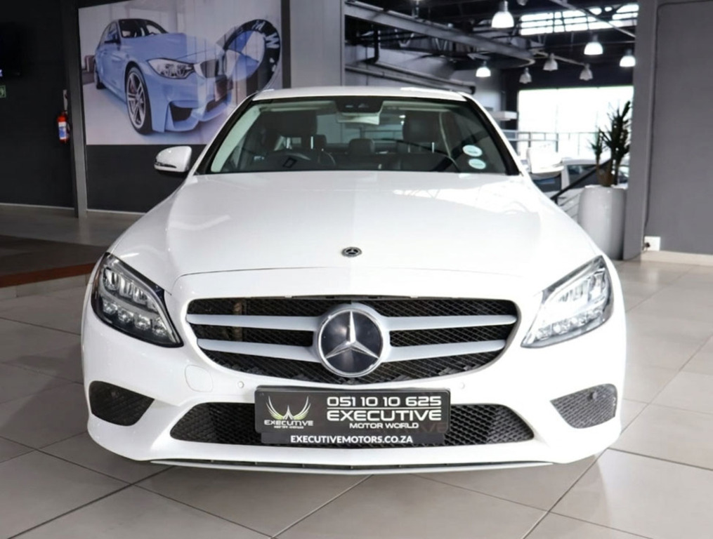 
								MERCEDES-BENZ C180 A/T full									