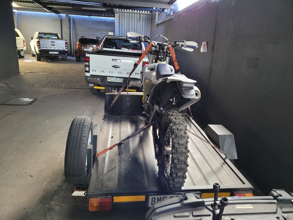 
								TRAILER QUAD TRAILER full									