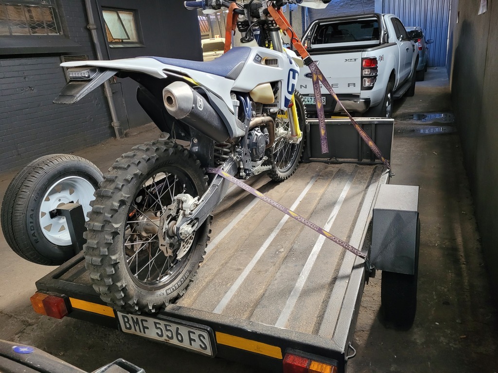 
								TRAILER QUAD TRAILER full									