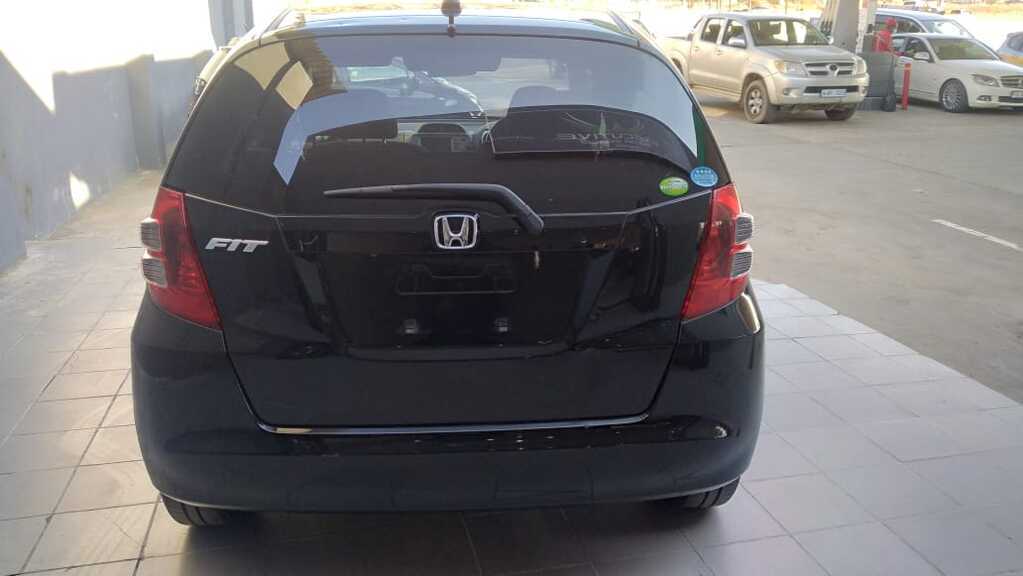 
								HONDA Fit full									