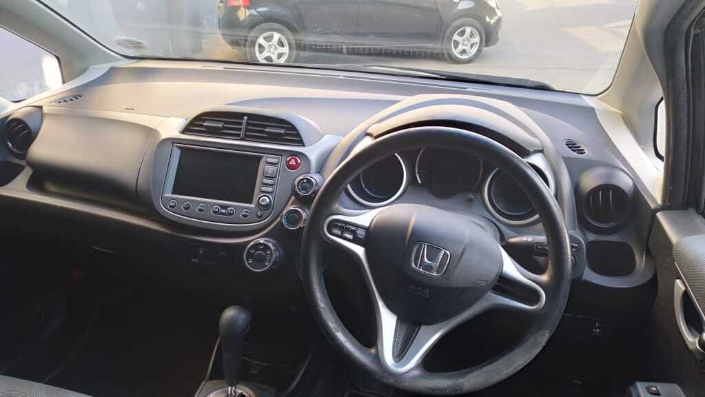 
								HONDA Fit full									