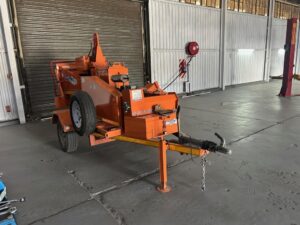 SPECIALITY WOOD CHIPPER