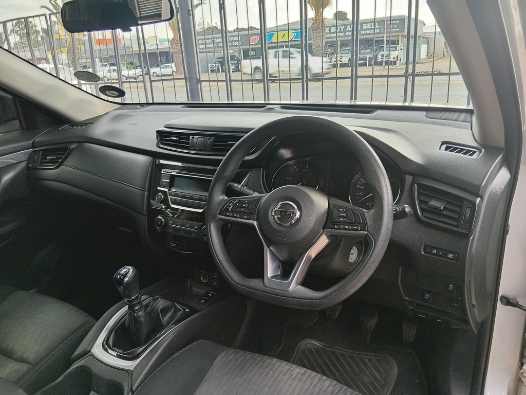 
								NISSAN X TRAIL 1.6dCi VISIA 7S full									