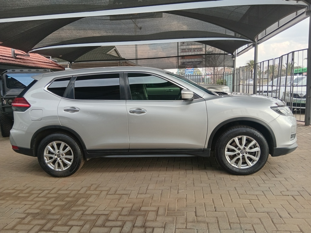 
								NISSAN X TRAIL 1.6dCi VISIA 7S full									