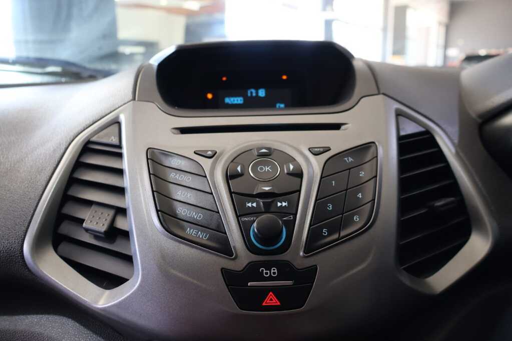 
								FORD ECOSPORT 1.5TiVCT AMBIENTE full									