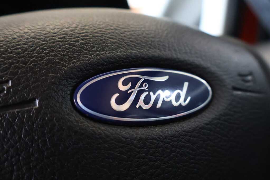 
								FORD ECOSPORT 1.5TiVCT AMBIENTE full									