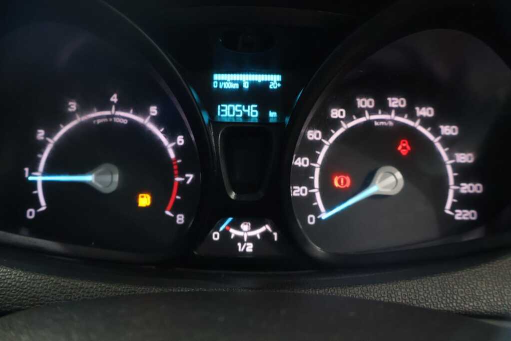 
								FORD ECOSPORT 1.5TiVCT AMBIENTE full									