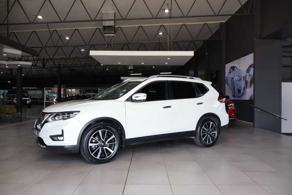 
								NISSAN X TRAIL 2.5 TEKNA 4X4 CVT 7S full									