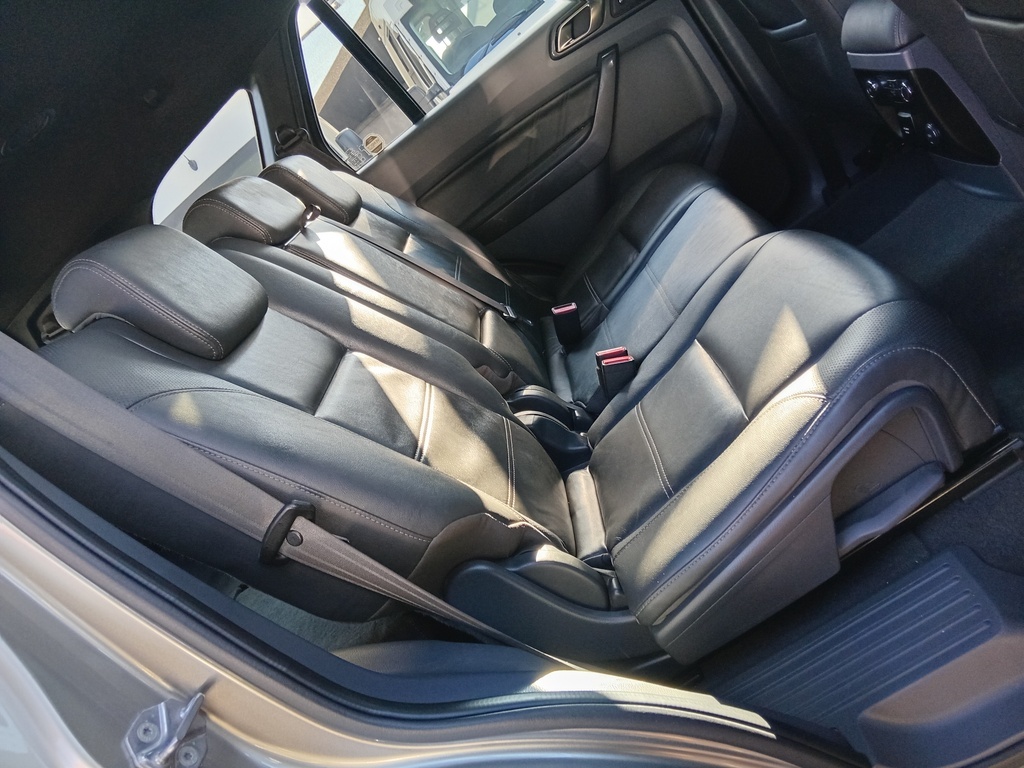 
								FORD EVEREST 3.2 TDCi LTD 4X4 A/T full									