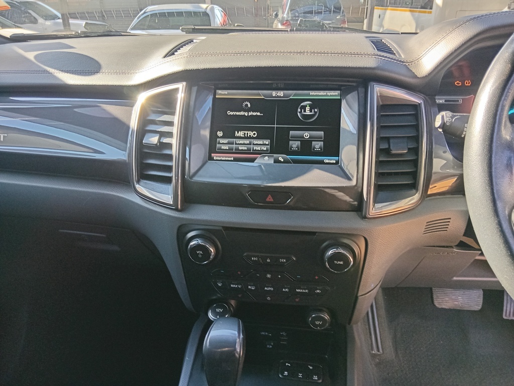 
								FORD EVEREST 3.2 TDCi LTD 4X4 A/T full									