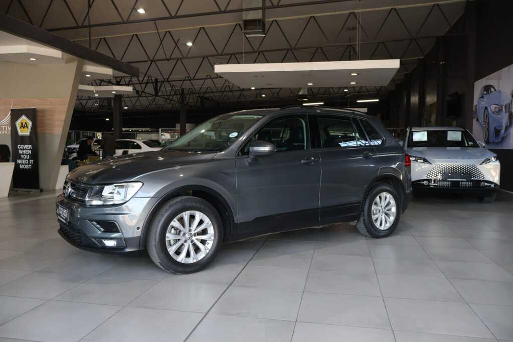 
								VOLKSWAGEN TIGUAN 1.4 TSI TRENDLINE DSG (110KW) full									