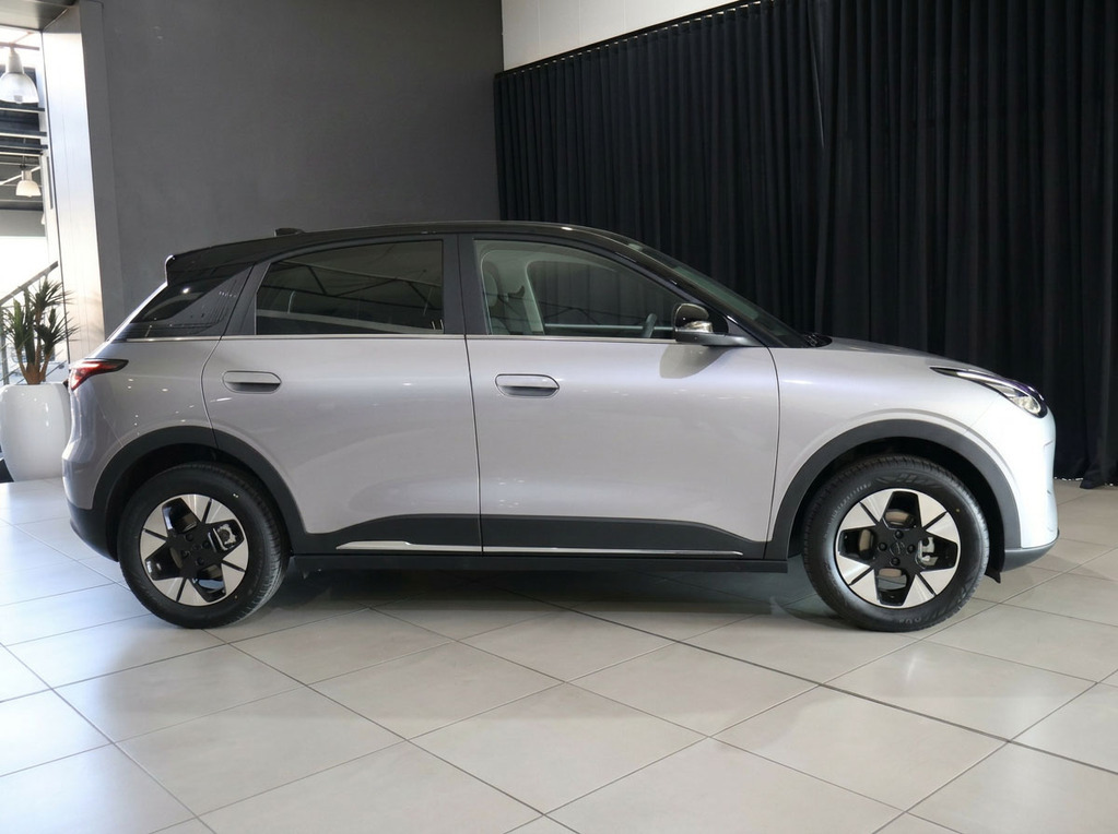 
								GEELY E2 APEX full									