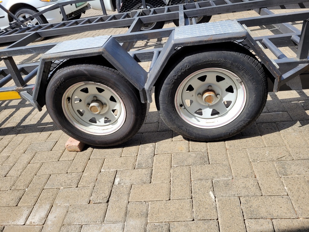 
								SPECIALITY Trailer Low Bed full									